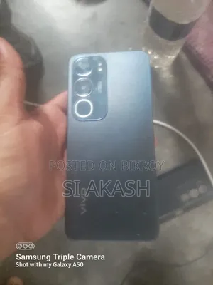 Vivo Y19s 128 GB Gray