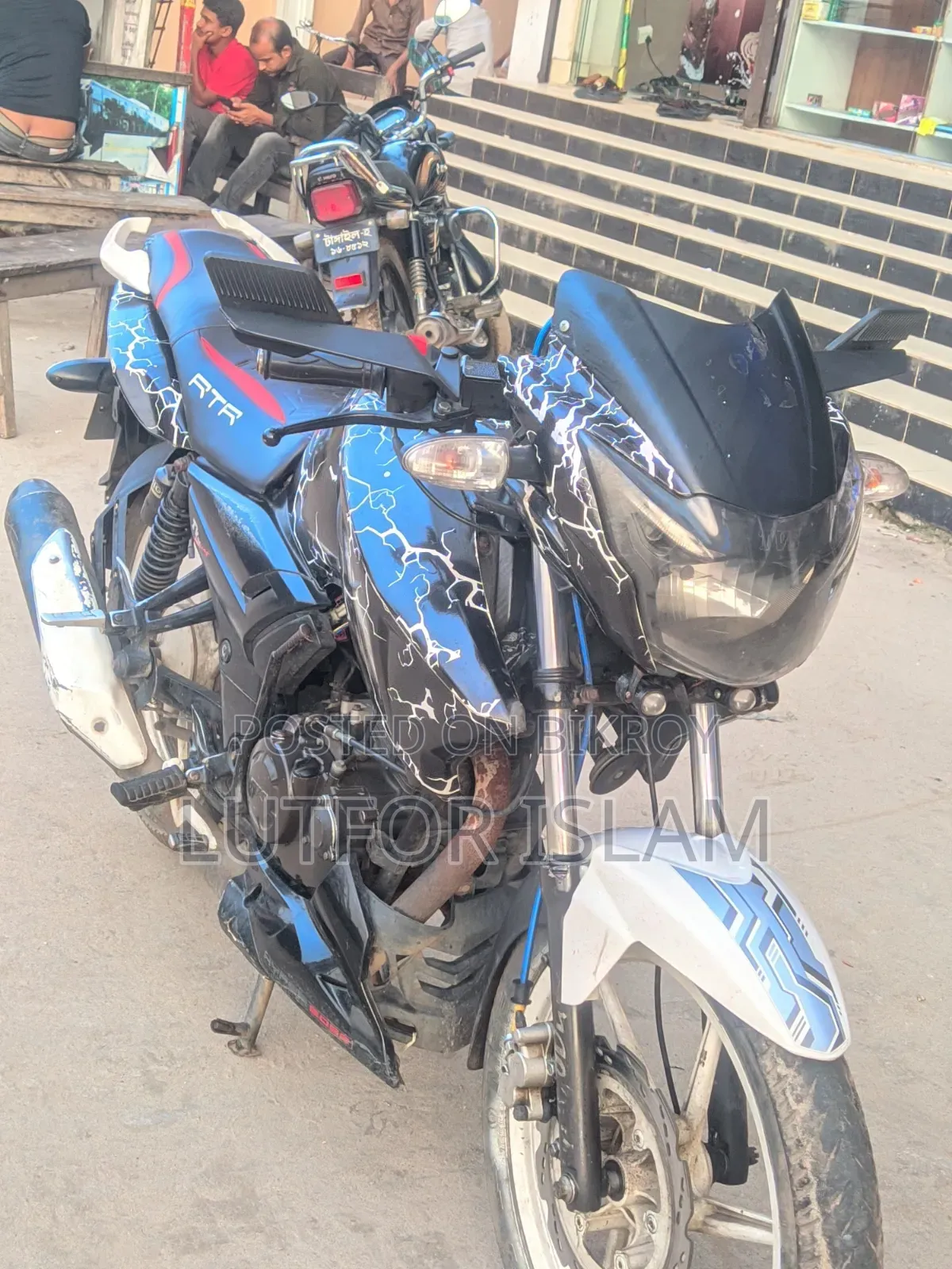 TVS Apache RTR 160 2V 2018 White