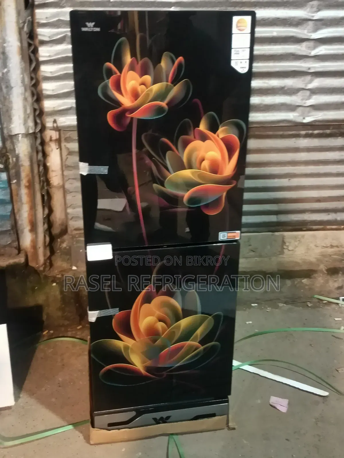 Walton refrigerator model WFD-1go-Gdel of 184 liters at a special 33% discount.