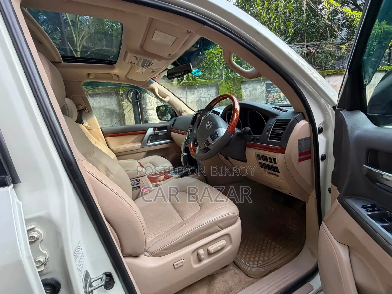 Toyota Land Cruiser 4.5 V8 VXR 2015 White
