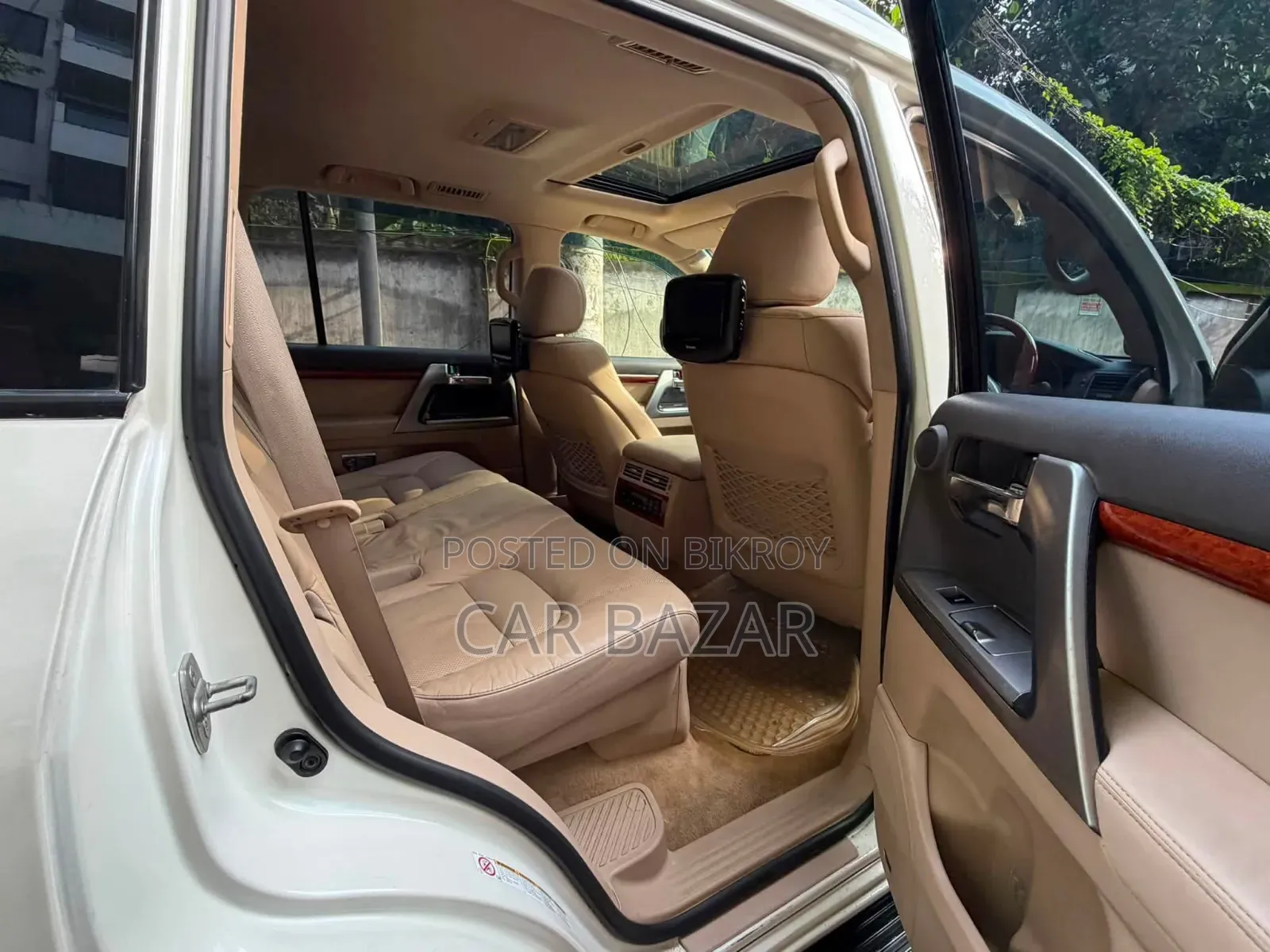 Toyota Land Cruiser 4.5 V8 VXR 2015 White