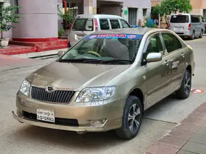 Toyota Corolla 2004 Gold