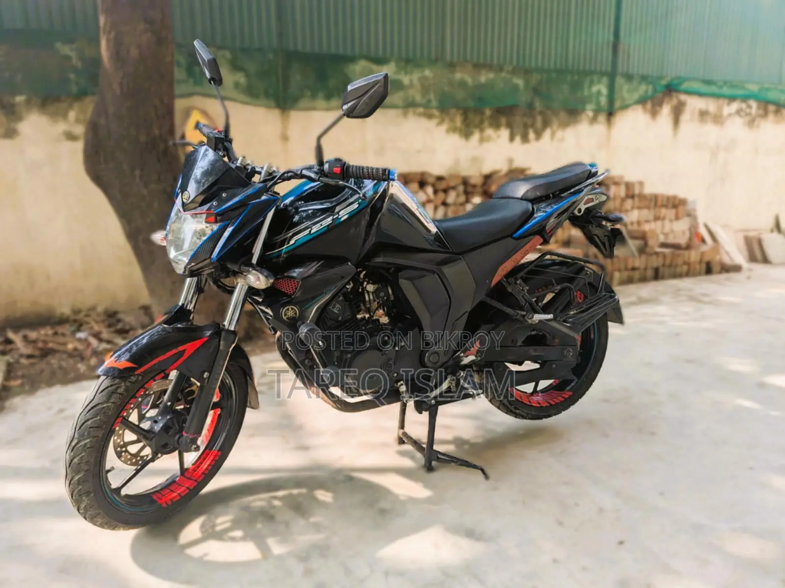 ইয়ামাহা এফজেড ২০১৬ ব্ল্যাক