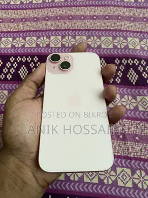 Apple iPhone 15 128 GB Pink