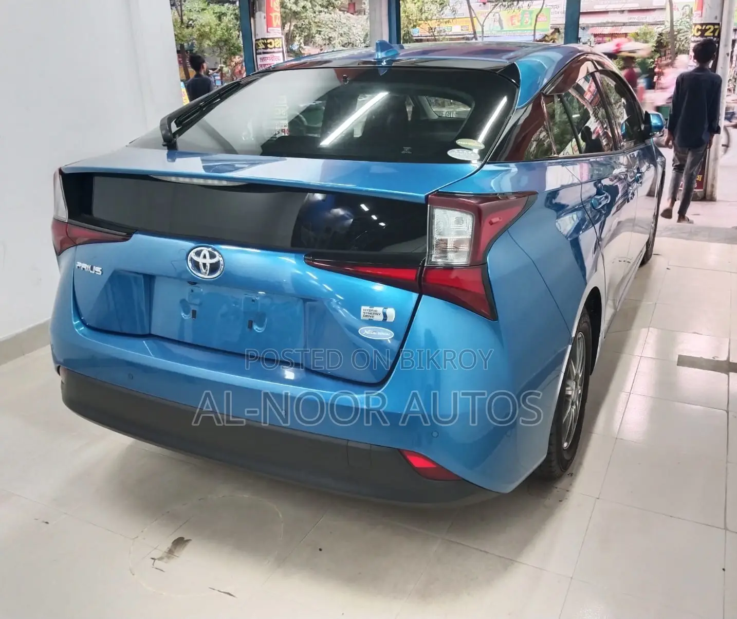 Toyota Prius 2020 Blue