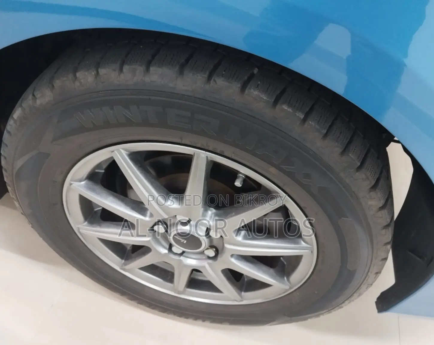 Toyota Prius 2020 Blue