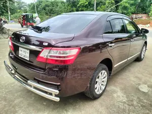 Toyota Premio 2014 Maroon