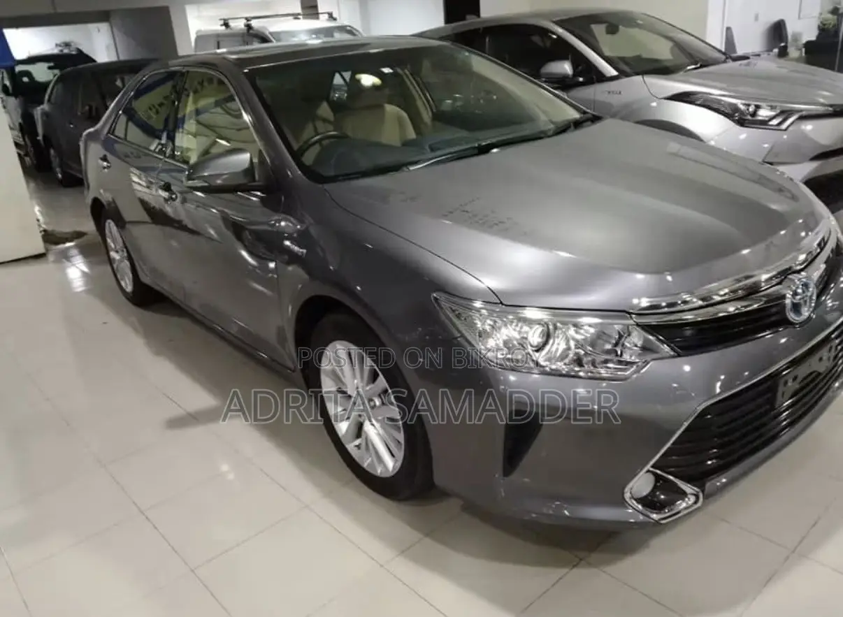 Toyota Camry 2016 Beige