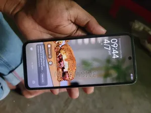 শাওমি রেডমি ১২ ৫জি ১২৮ জিবি হোয়াইট