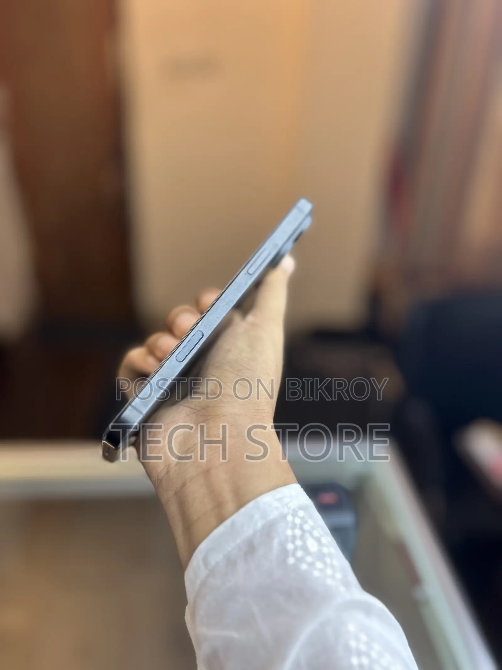 Apple iPhone 16 Pro Max ২৫৬ জিবি ব্ল্যাক
