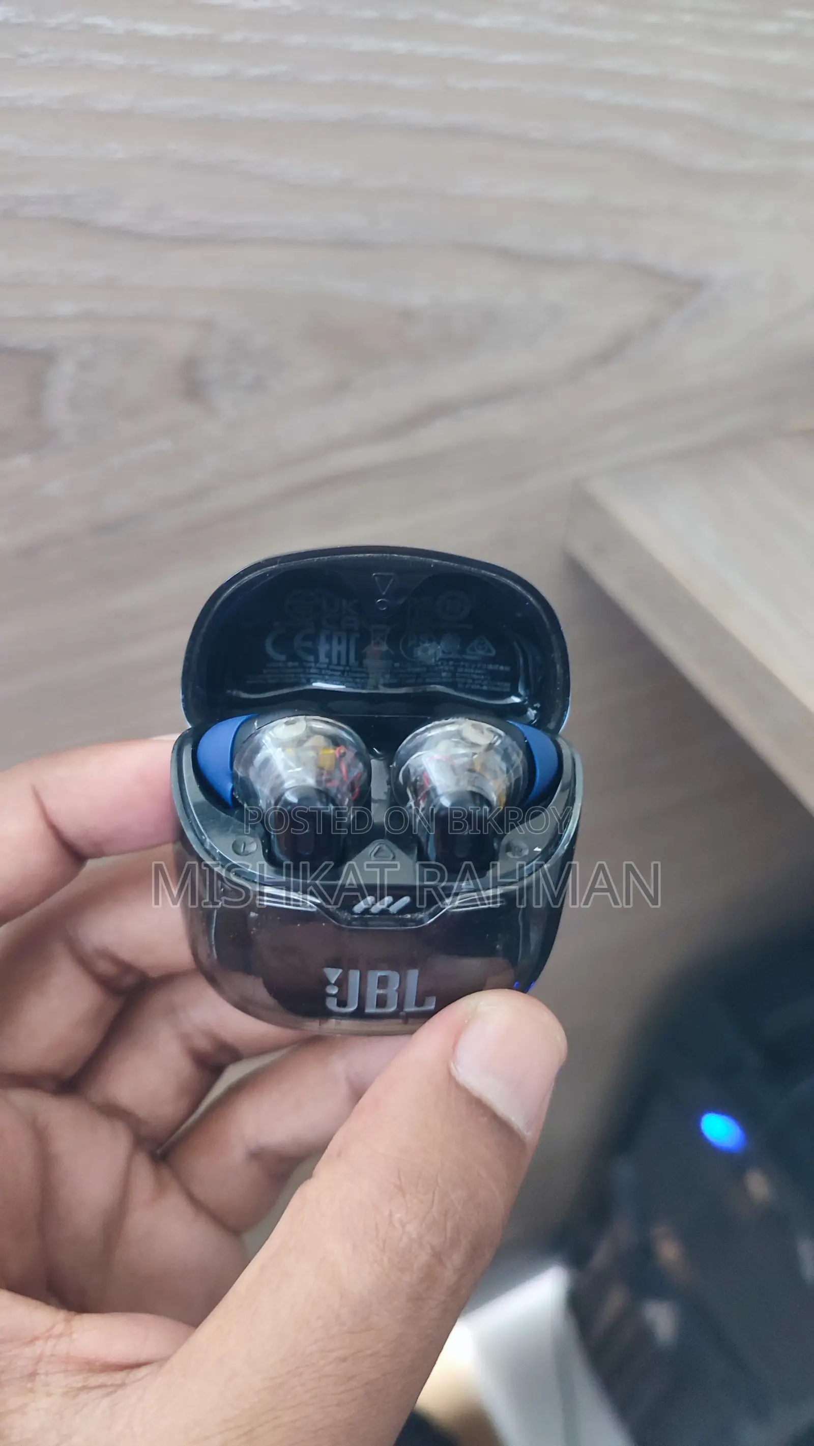 JBL Tune Flex- Ghost Edition