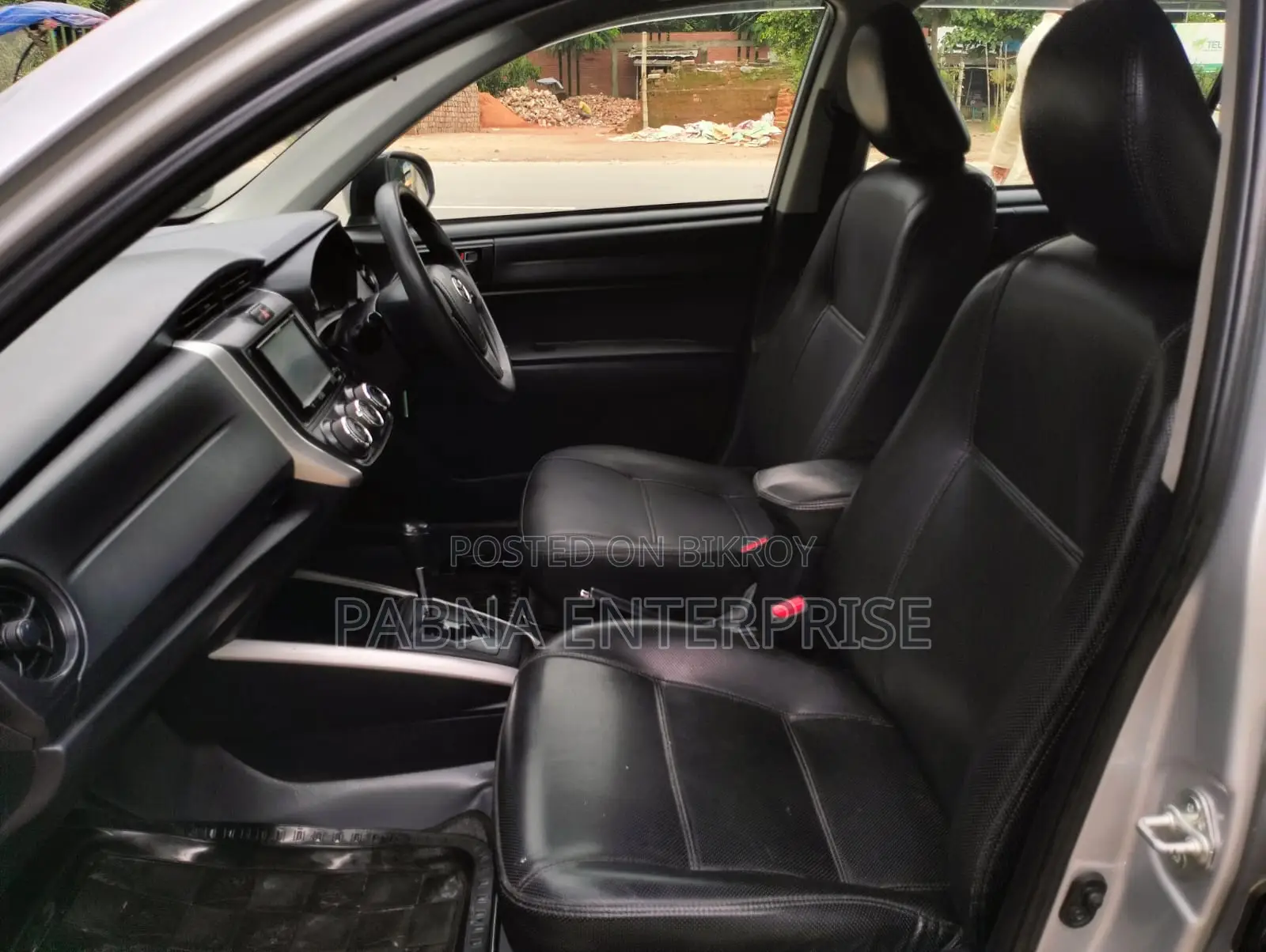 Toyota Corolla Fielder 2016 Silver