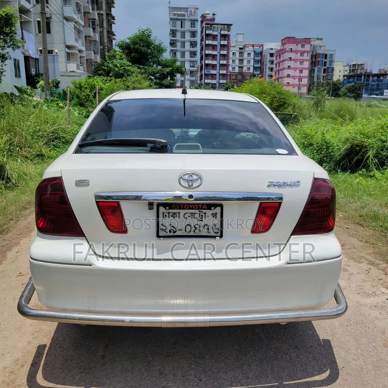 টয়োটা প্রিমিও ২০০৪ পার্ল
