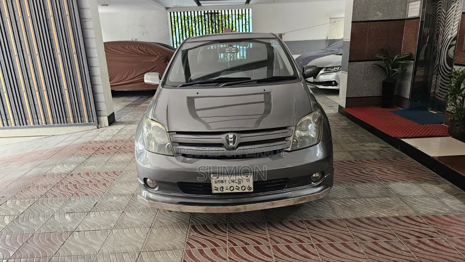 Toyota IST 2004 Gray