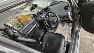 Toyota IST 2004 Gray