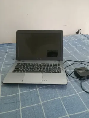 Asus Laptop 4GB RAM 128GB SSD
