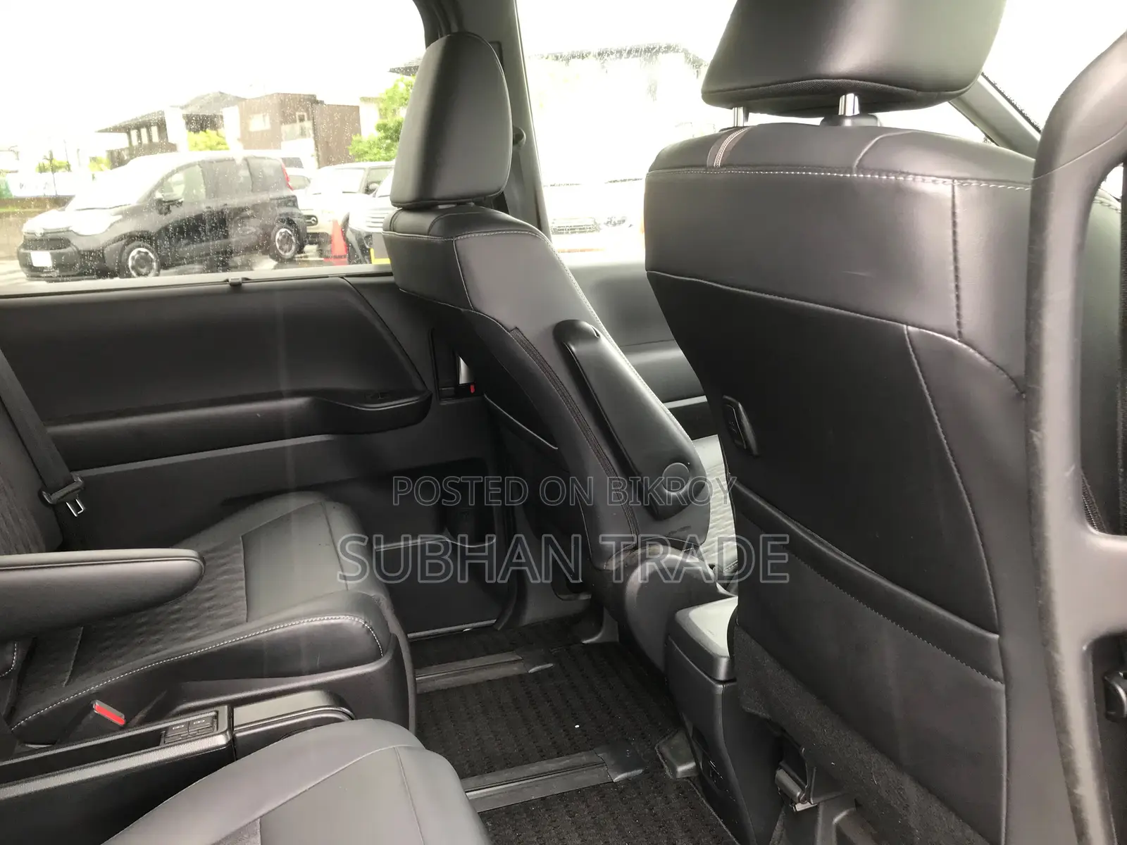 Toyota Noah 2022 Gray