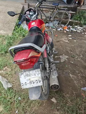Hero HF Deluxe 2013 Red