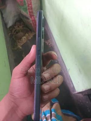 Vivo Y04 64 GB Black