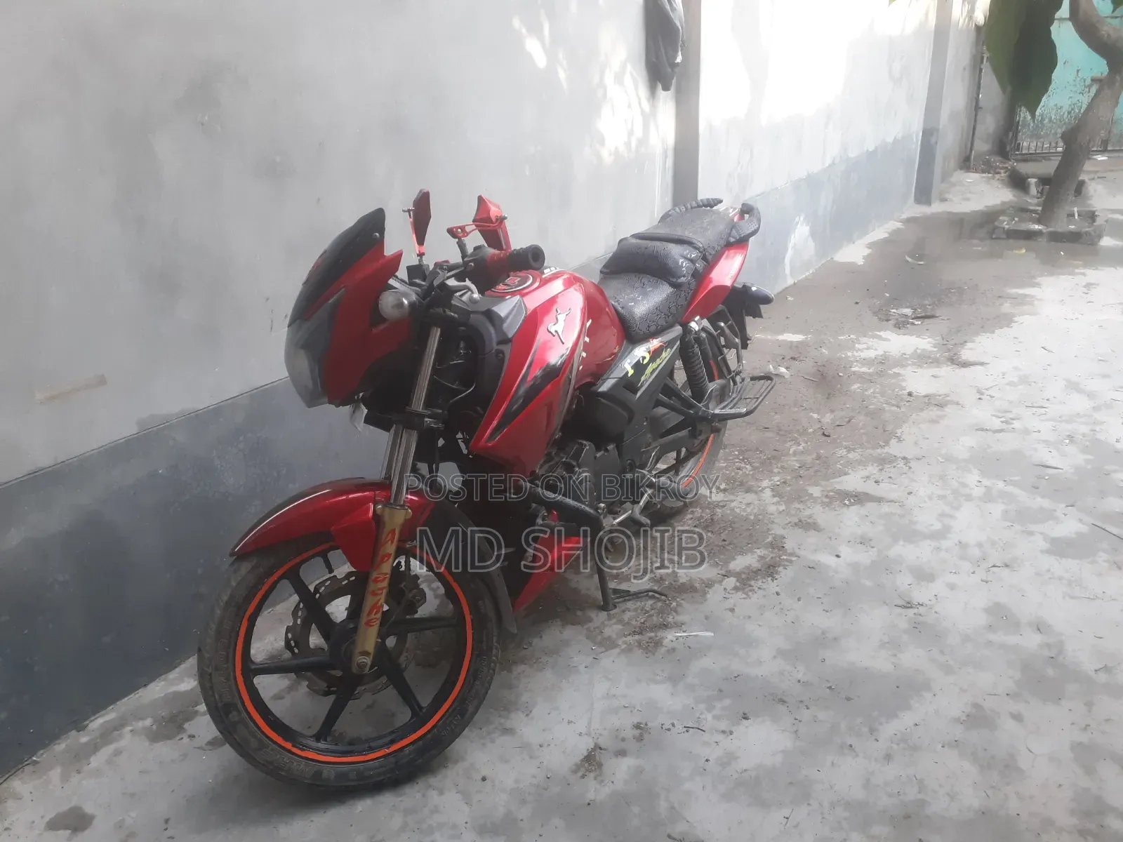 TVS Apache RTR 160 2V 2015 Red