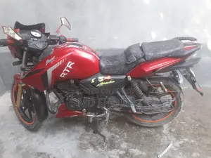 TVS Apache RTR 160 2V 2015 Red