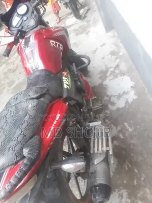 TVS Apache RTR 160 2V 2015 Red