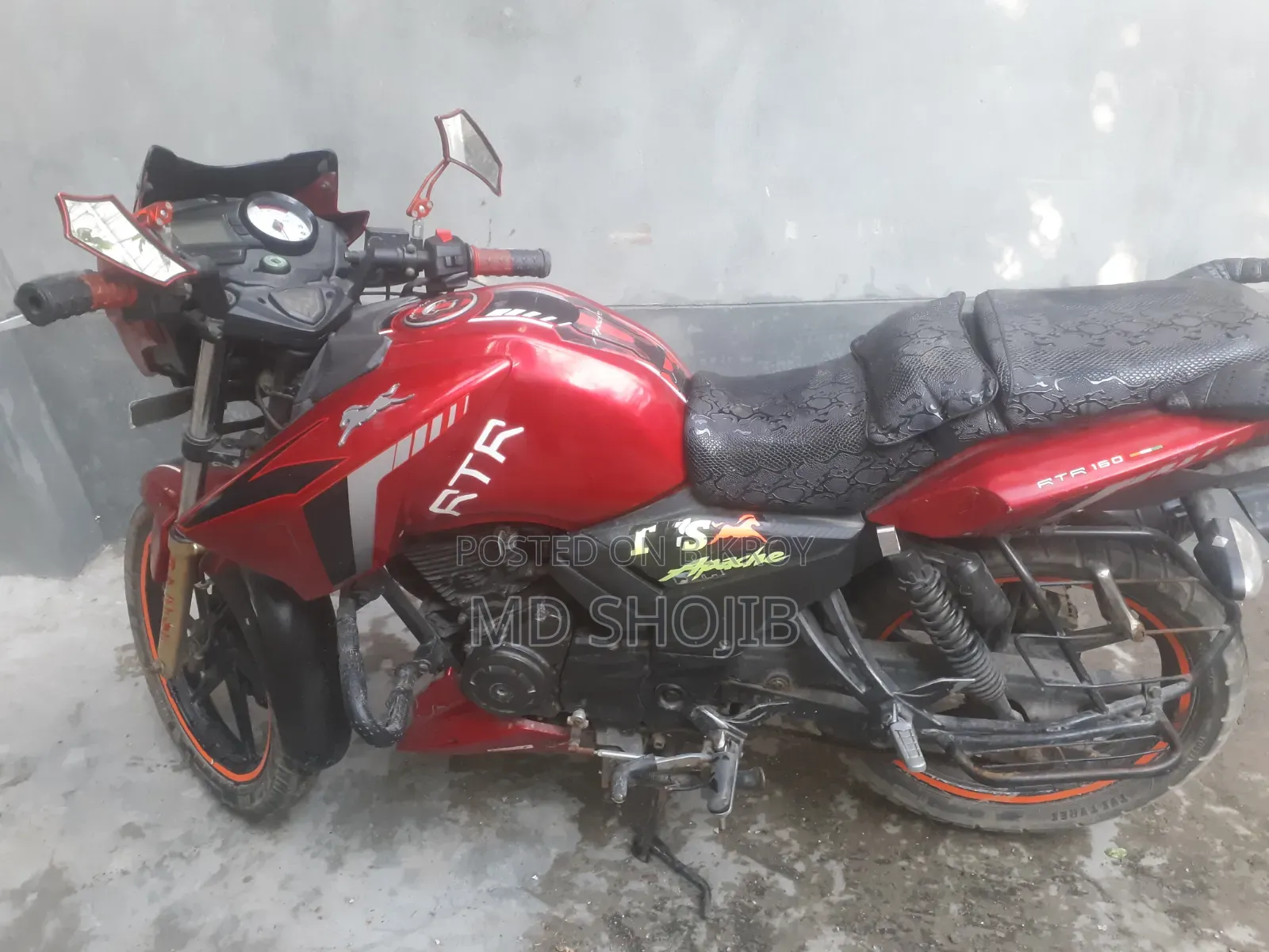 TVS Apache RTR 160 2V 2015 Red