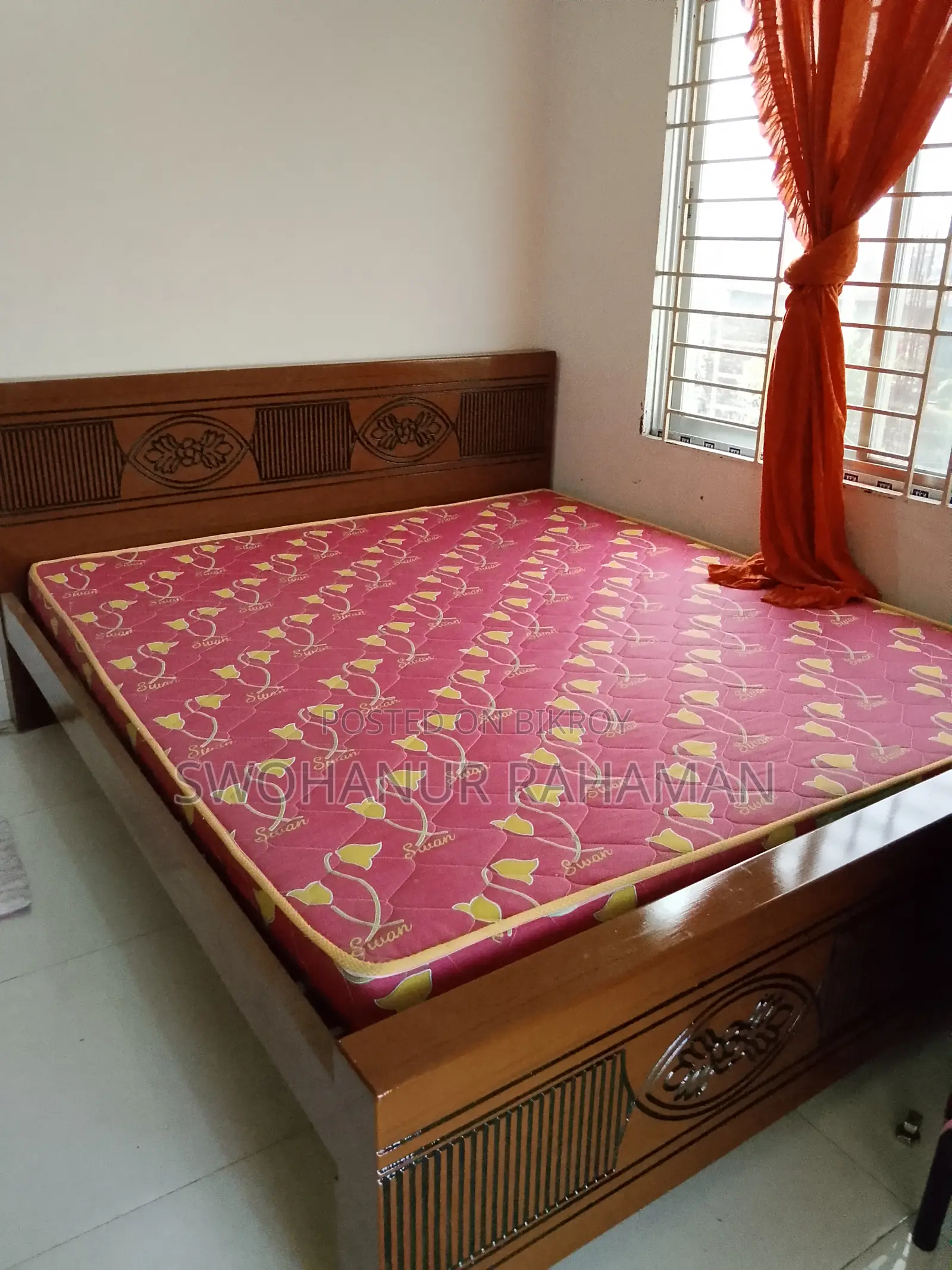 মালয়েশিয়ান কাঠের বিছানা ৬/৭ টেবিল এবং চেয়ার