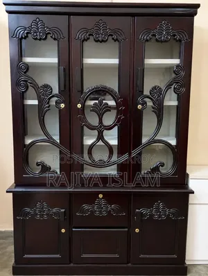 Showcase for sale.