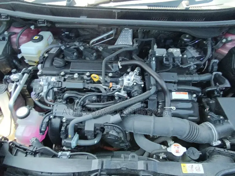 Toyota Yaris Cross 1.5 Hybrid FWD 2021 Red