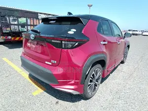 Toyota Yaris Cross 1.5 Hybrid FWD 2021 Red