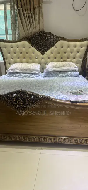 BED SET 6- 7 Ft