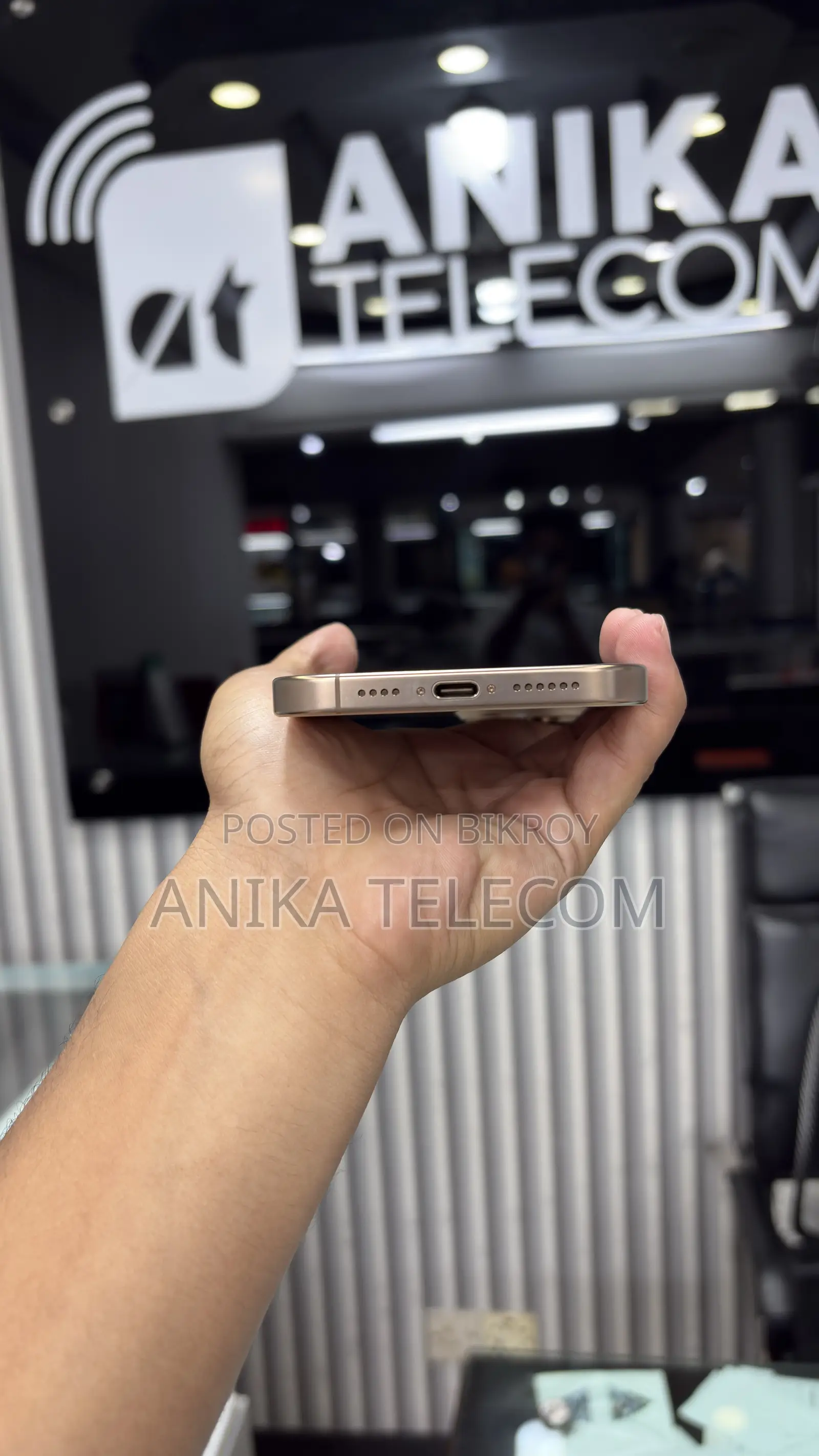 Apple iPhone 16 Pro Max 256 GB Gold