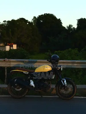 Yamaha Crux 2021 Yellow