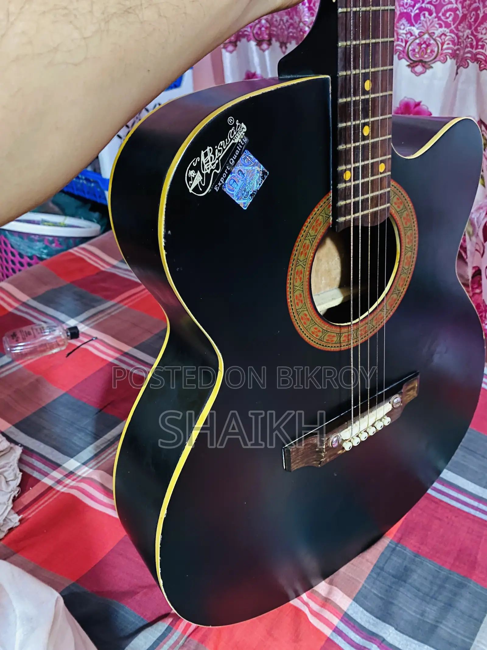 সিগনেচার গিটার