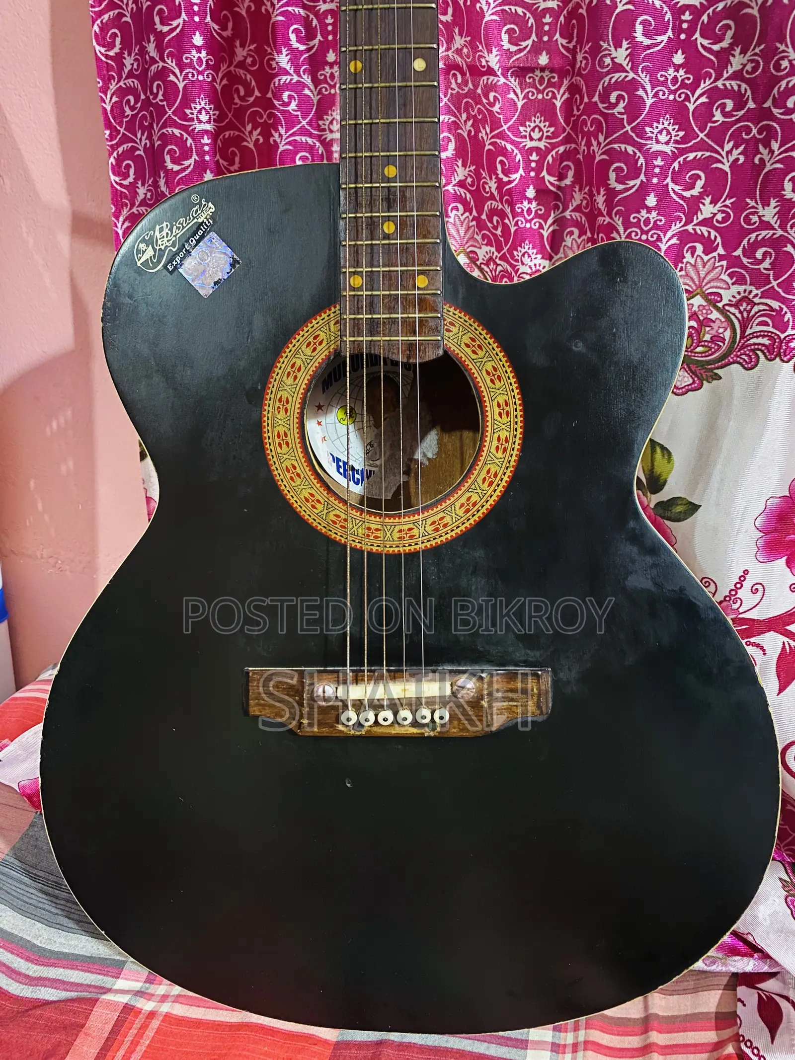সিগনেচার গিটার