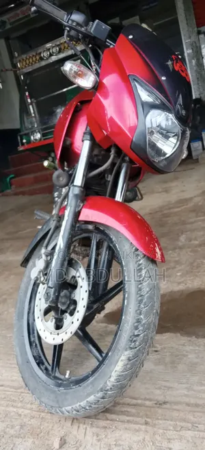 Bajaj Pulsar 150 2010 Red