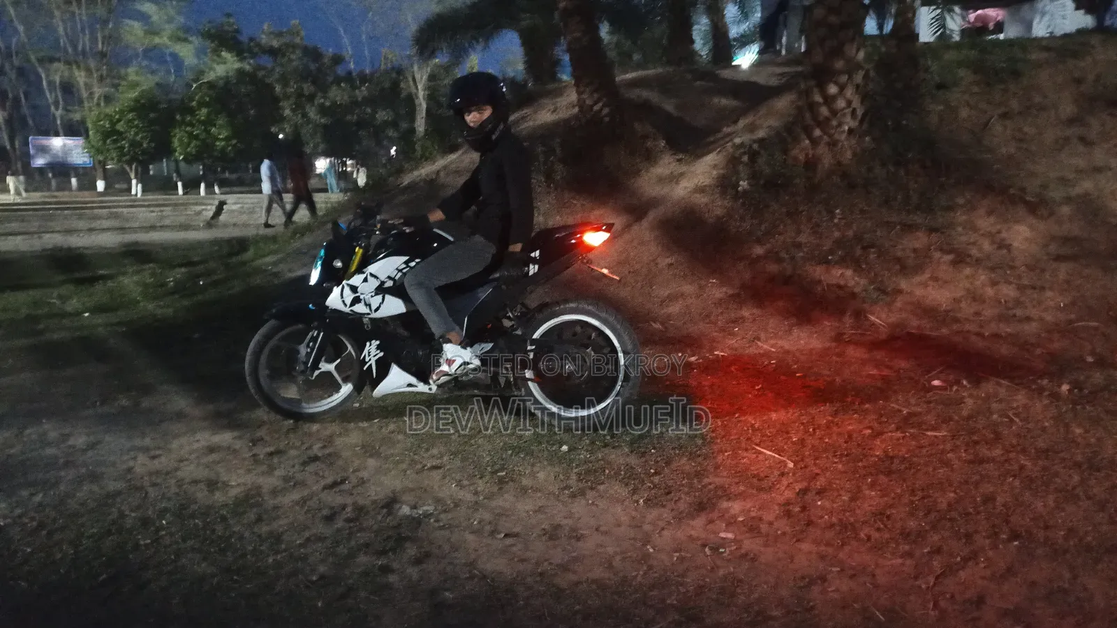 Suzuki Gixxer Fi ABS 2022 Black