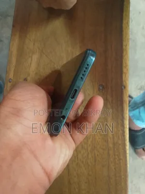 Vivo Y28 256 GB Gray
