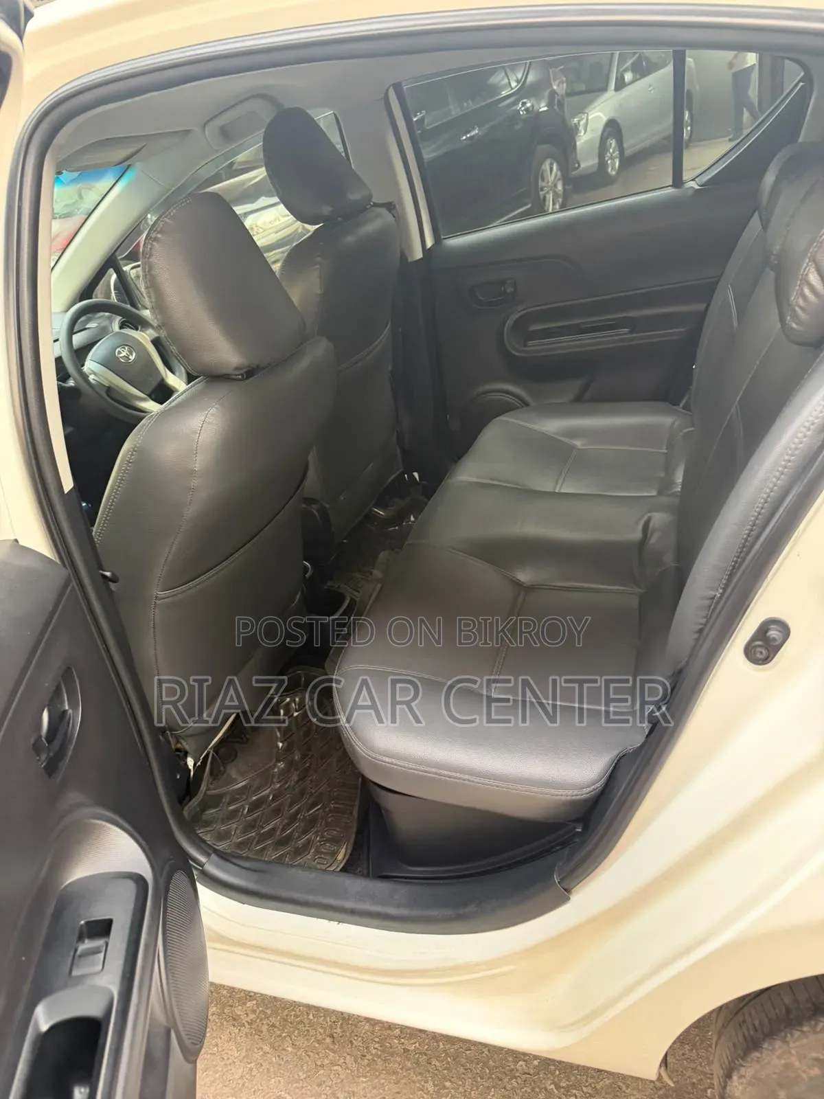 Toyota Aqua 2013 White