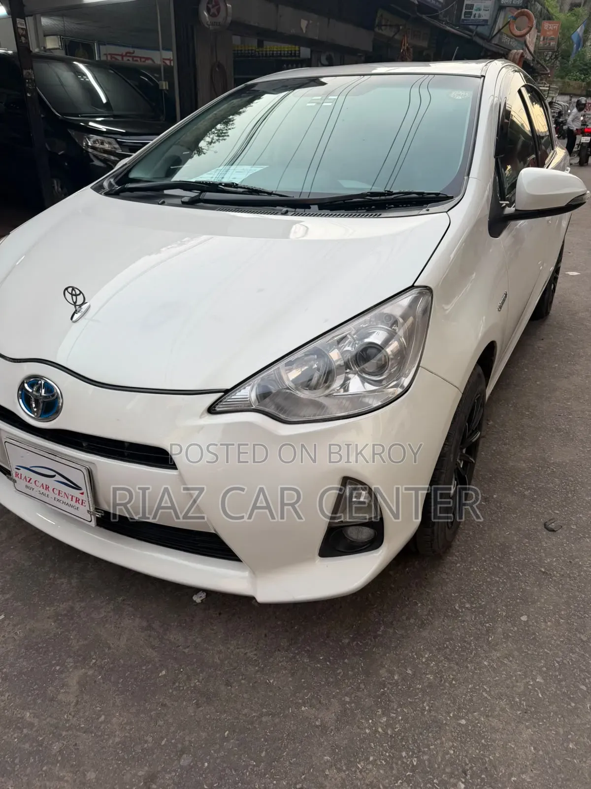 Toyota Aqua 2013 White