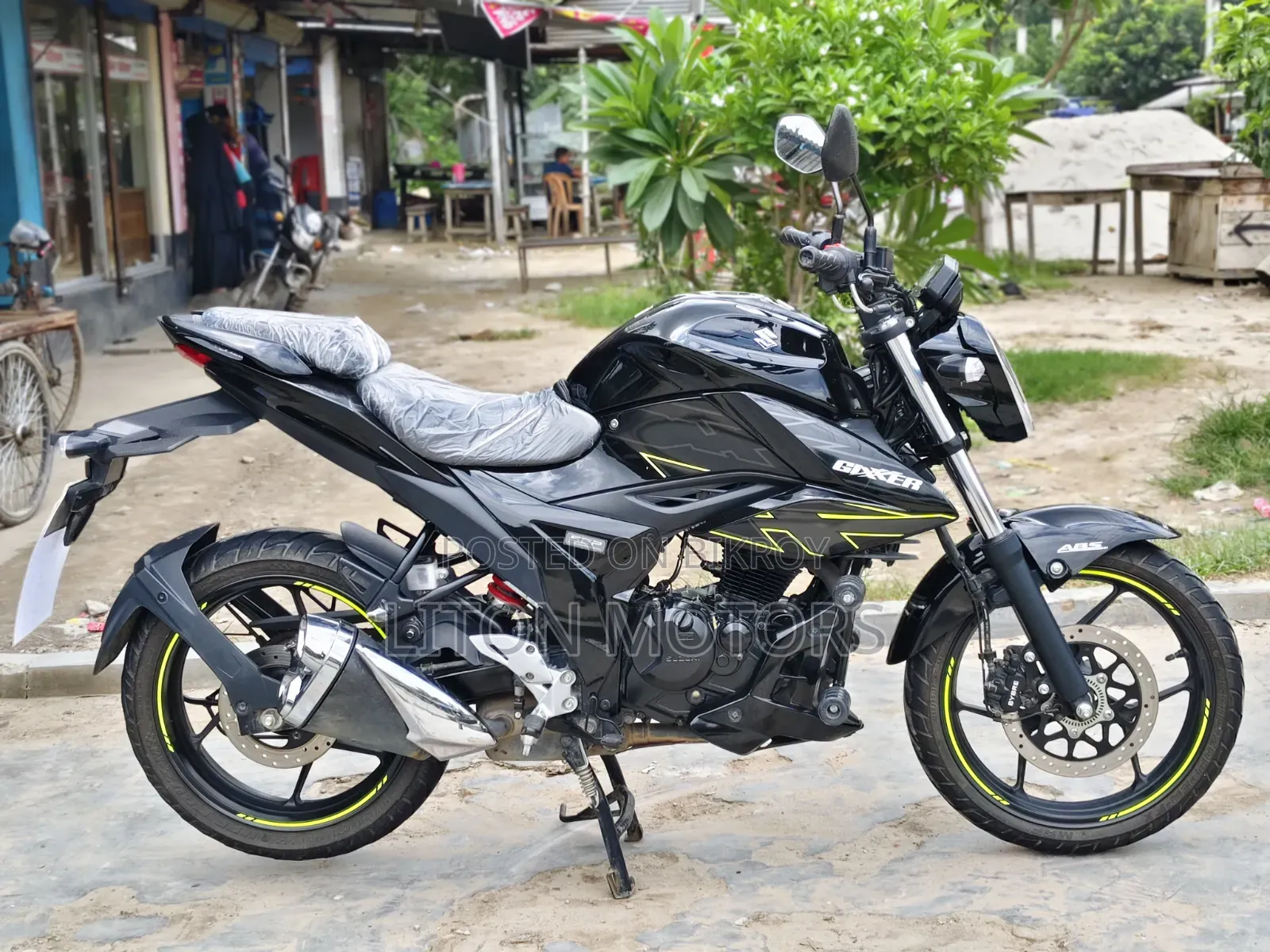 সুজুকি জিক্সার এফআই এবিএস ২০২৫ ব্ল্যাক