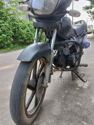 Runner Bullet 100 2018 Black