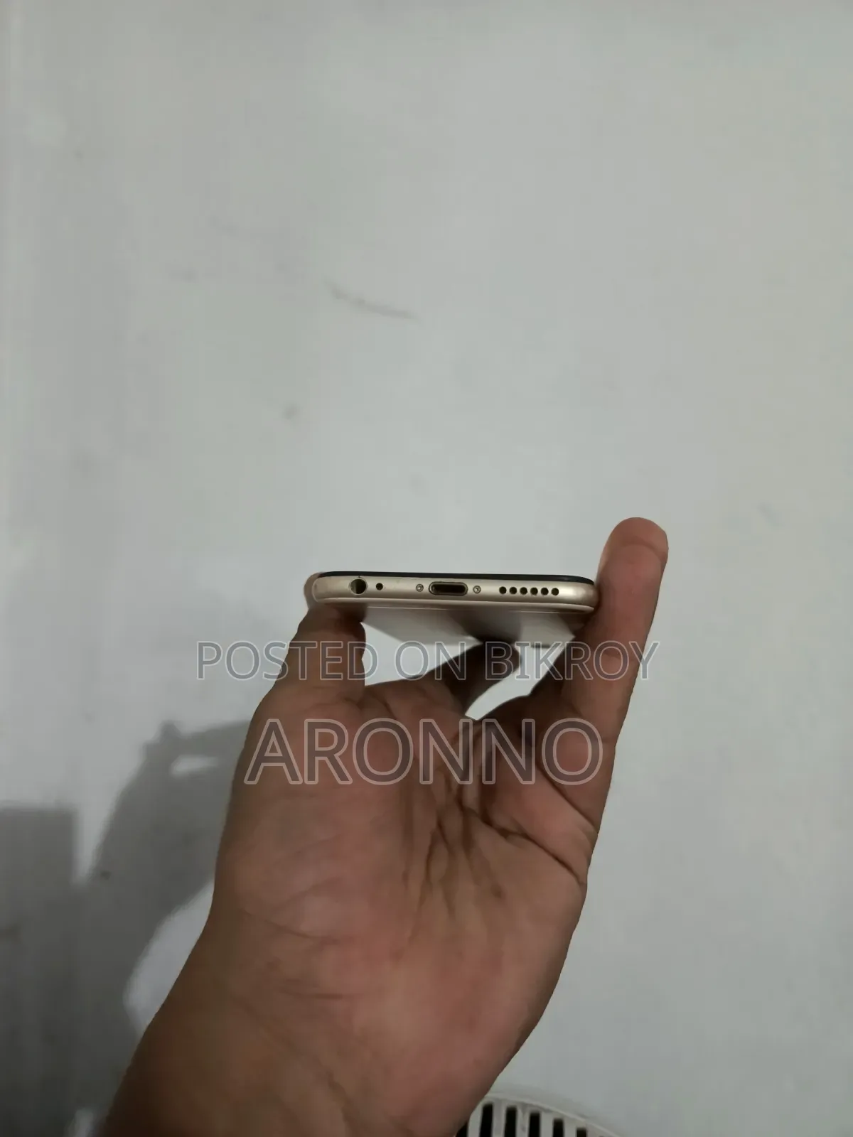 Apple iPhone 6 32 GB Gold