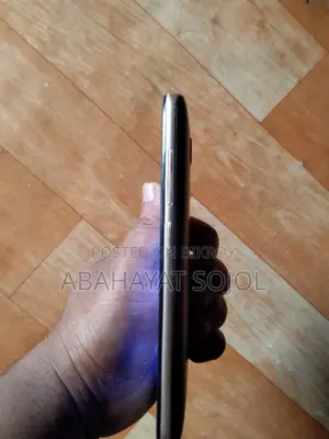 Symphony Roar V95 8 GB Black