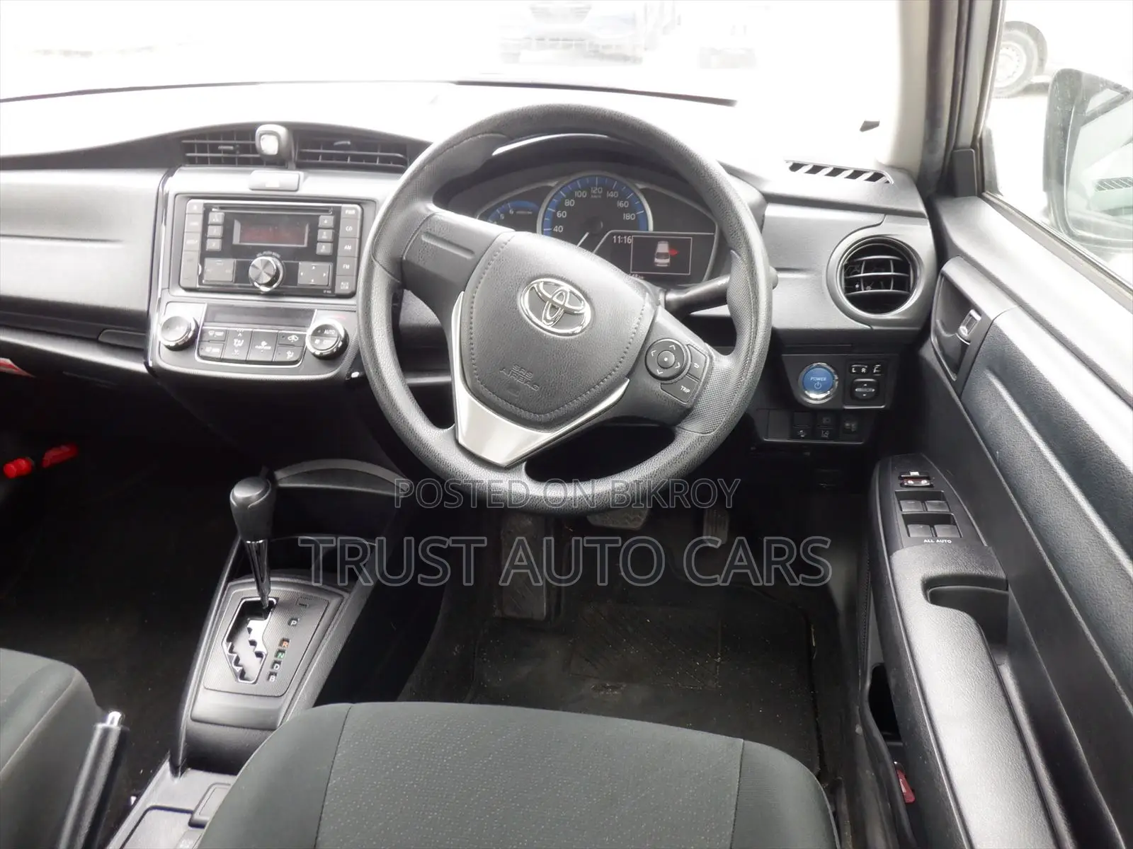 Toyota Axio 2022 Silver
