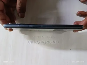 মোবাইল ফোন ২৫৬ জিবি কালো