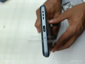 মোবাইল ফোন ২৫৬ জিবি কালো