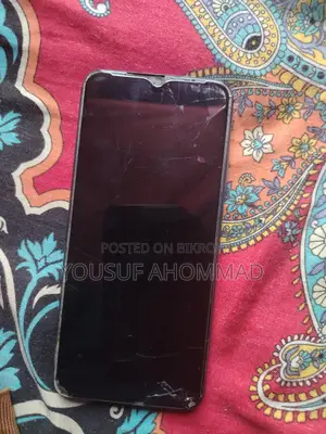 Symphony Z47 64 GB Green