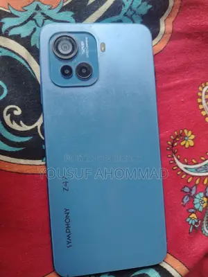 Symphony Z47 64 GB Green